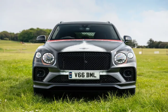 a-rare-breed-of-bentayga:-bentley-the-sheepdog-shows-off-a-special-coat-for-goodwoof