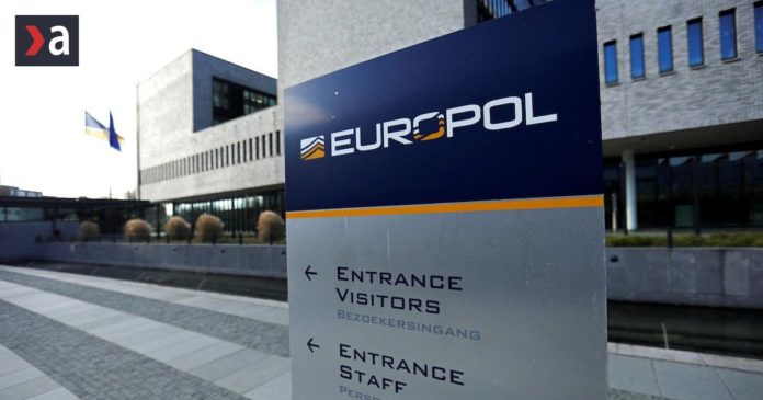 europol-zatkol-31-osob-pri-zasahu-voci-‘ndranghete
