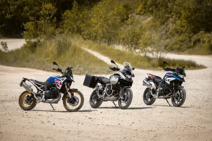 the-new-bmw-f-900-gs,-f-900-gs-adventure-and-f-800-gs