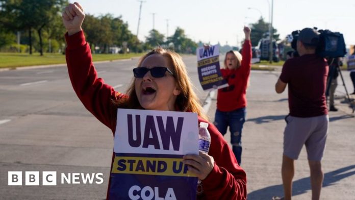uaw-strike:-biden-says-striking-car-workers-deserve-‘fair-share’